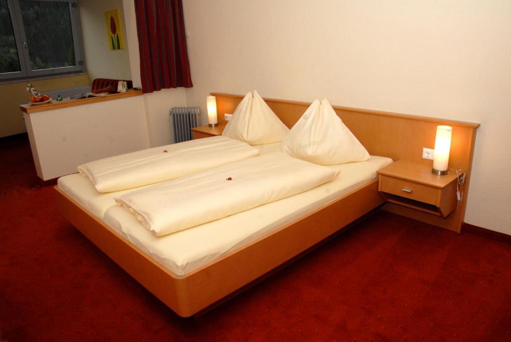 Hotel Sonnenheim Bad Kleinkirchheim Δωμάτιο φωτογραφία