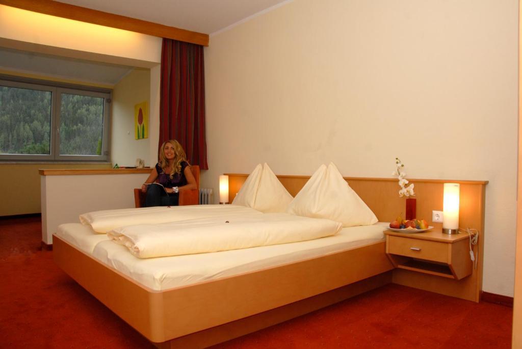 Hotel Sonnenheim Bad Kleinkirchheim Δωμάτιο φωτογραφία